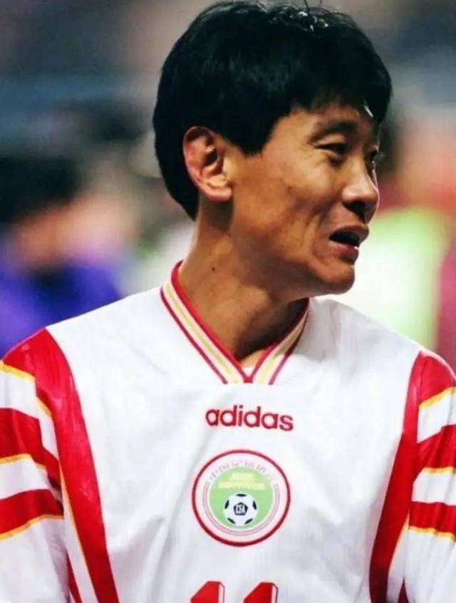 开云体育app-20年前，那个让那英甘愿“未婚生子”的前国脚高峰，如今过得怎样的简单介绍